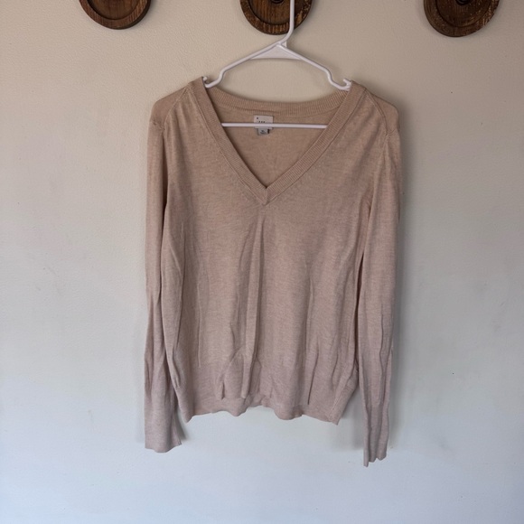 a new day Sweaters - a new day Women's Beige V-Neck Sweater size XL